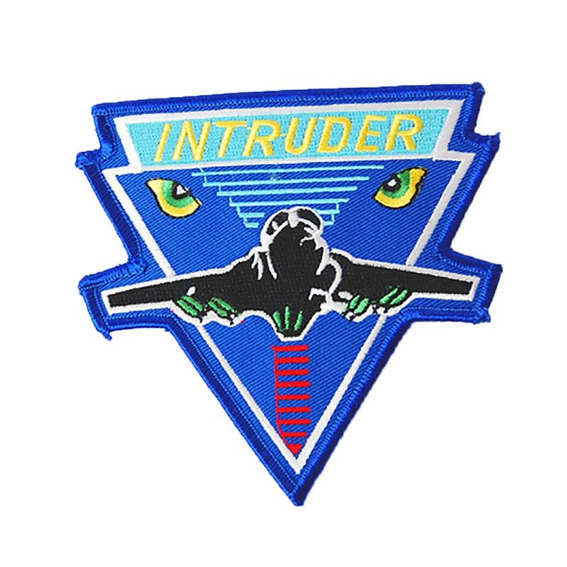 Parche bordado Intruder