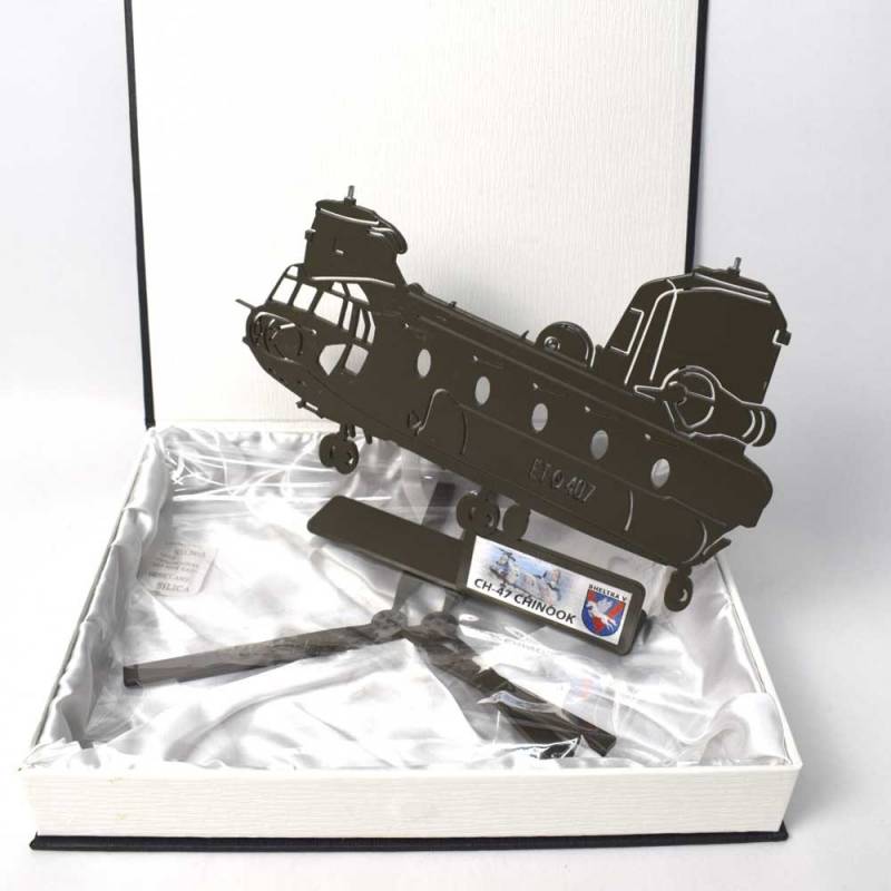 Maqueta Helicóptero CH-47...